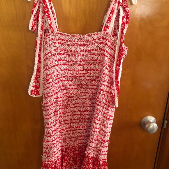 Dress - Picture 2 of 2